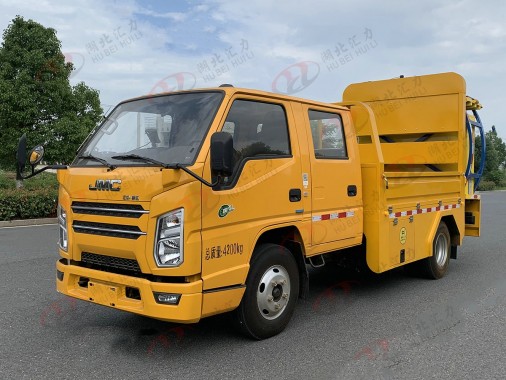 江鈴順達(dá)防撞緩沖車(藍(lán)牌)VVV5041TFZJX6